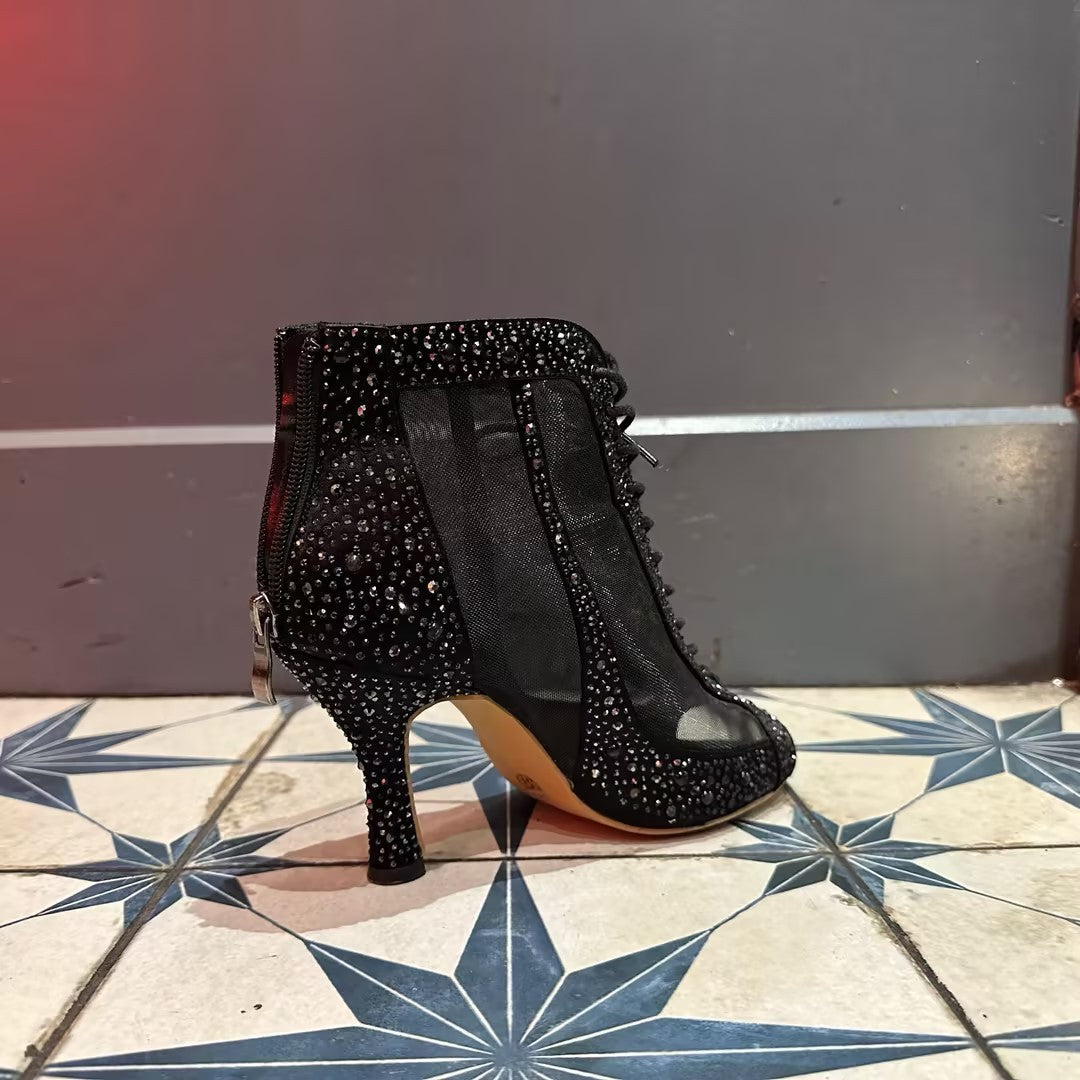 Rhinestone Dancin'