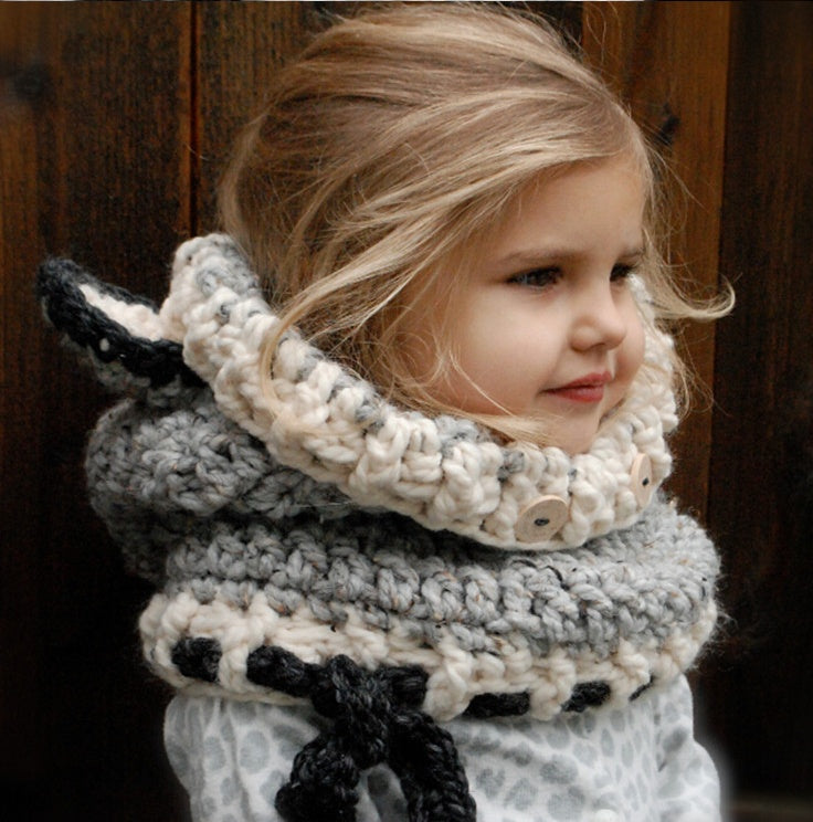 Knitted Earmuffs cape