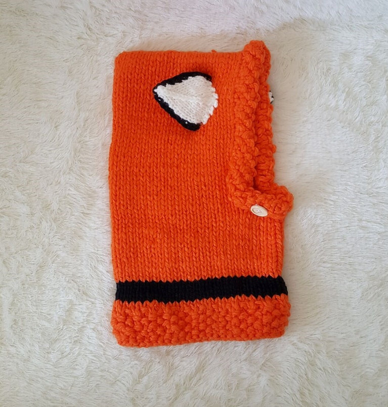 Knitted Earmuffs cape