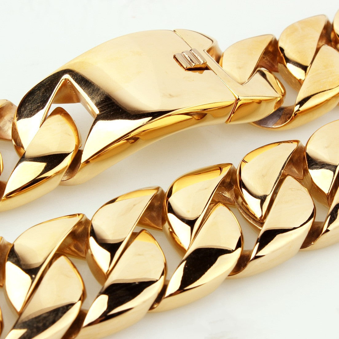 Titanium Steel Vacuum Plating Necklace