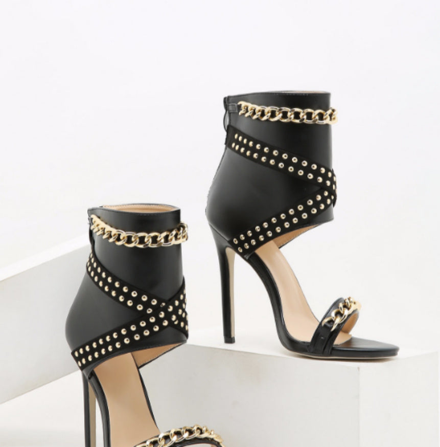 High-heeled Iron Chain