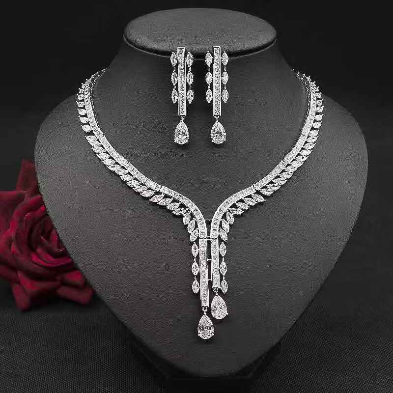 Water Drop Flower Zircon Necklace Jewelry & Earrings Two-Piece Set