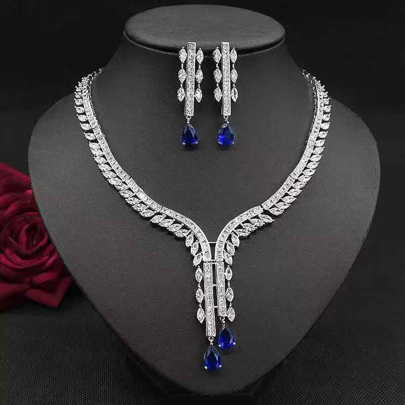 Water Drop Flower Zircon Necklace Jewelry & Earrings Two-Piece Set